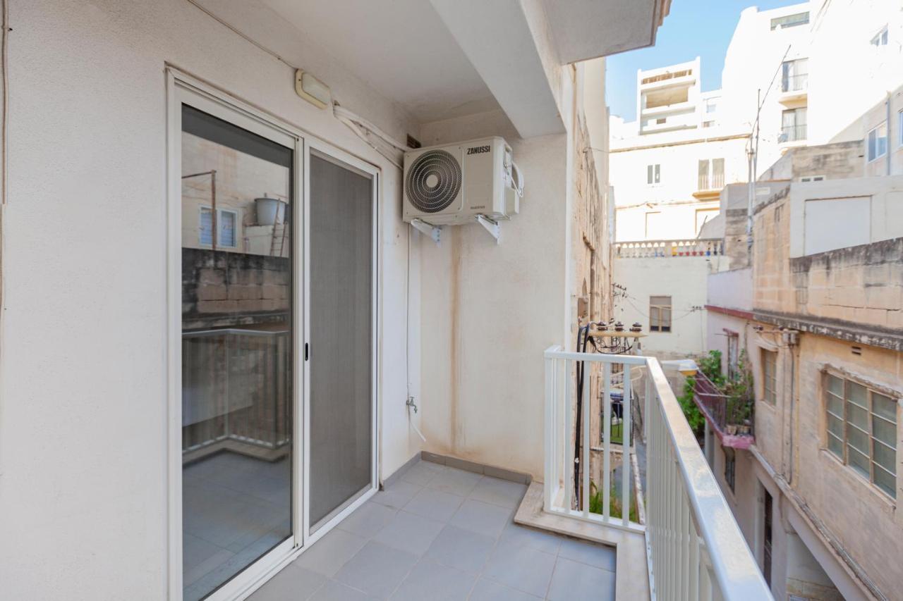 Seaside View Close To Sliema Ferries By Jl Exterior photo