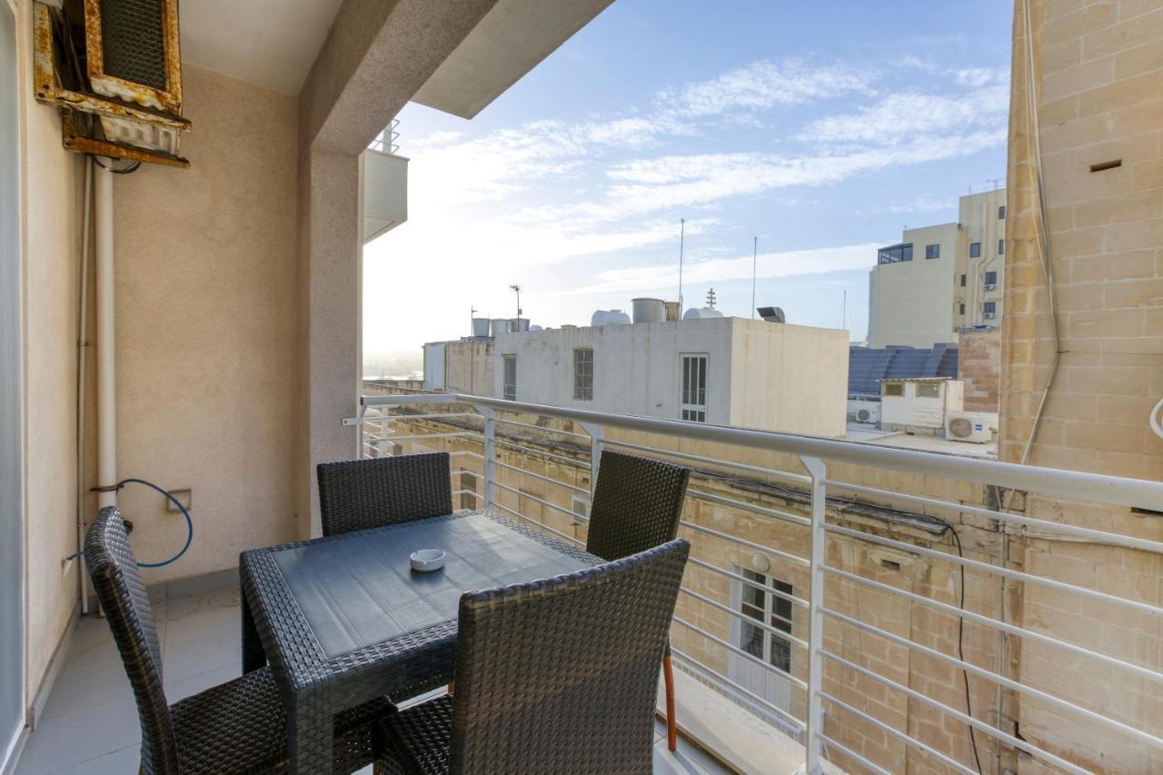 Seaside View Close To Sliema Ferries By Jl Exterior photo
